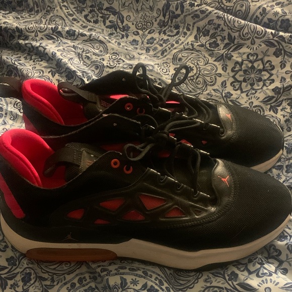 Women's Nike Air Jordan max 200 - Picture 4 of 5